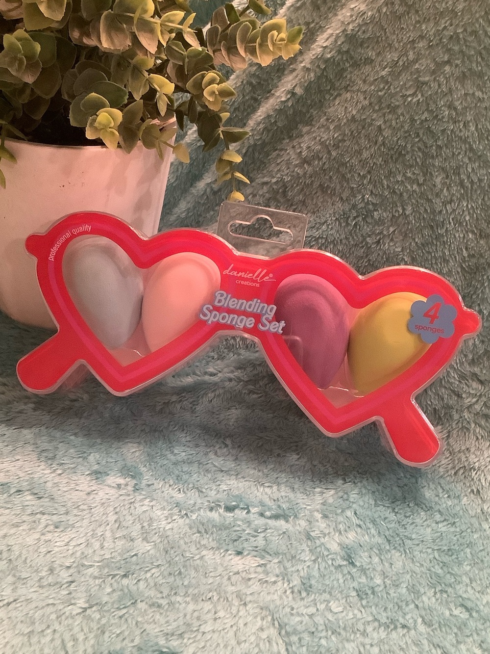 Danielle Creations Summer Sunglasses Multicolor Beauty Sponges Set of 4, NWT